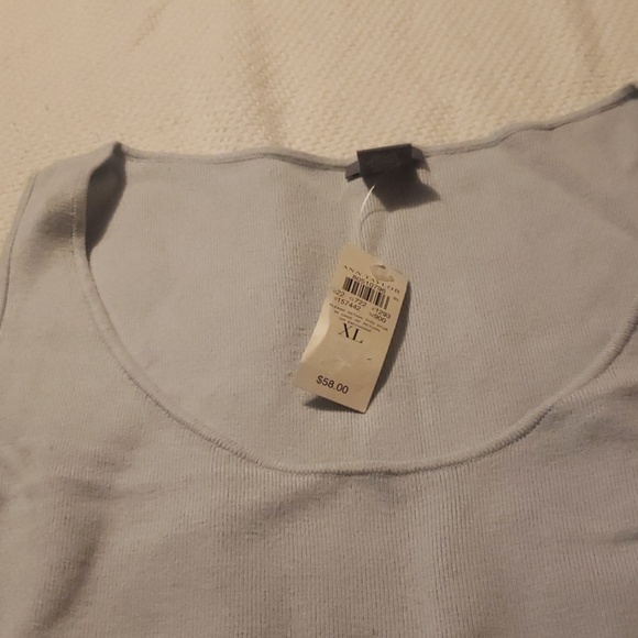 Ann Taylor's tank - Picture 2 of 2